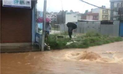 尼泊爾持續(xù)降雨已致60人死亡！我使館緊急提醒  第2張